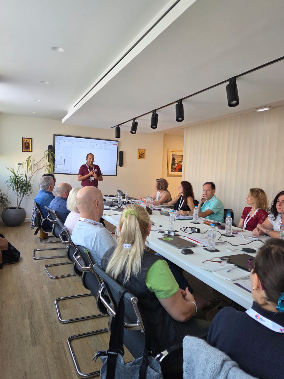Visuel : Premire rencontre provinciale de protection de lenfance